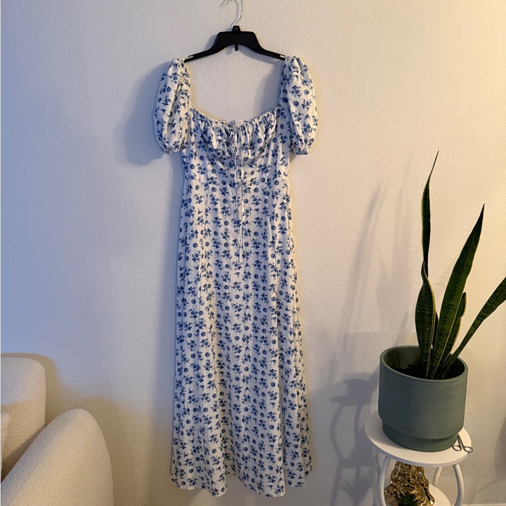 Chic Blue Floral Maxi Dress